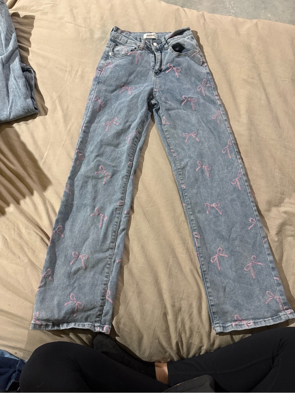BAMBOO Light Blue Wide-Leg Jeans with Pink Bow Embroidery